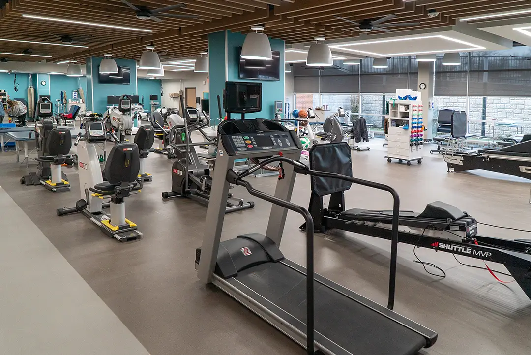 advanced orthropedics wichita falls physical therapy gym